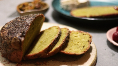 Beetroot Bread with Açaí Oil